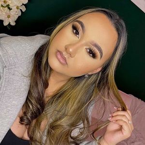 Meet your Posher, Marina